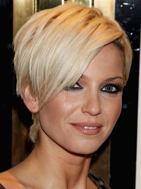 40 Gorgeous Feathered Short Hairstyles For Women Hairdo Hairstyle