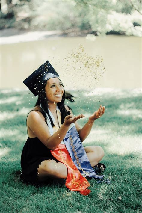 UC Davis Graduation Photos in California