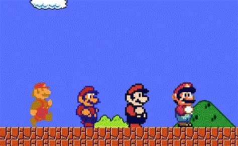 Mario Running GIF - Mario Running Nintendo - Discover & Share GIFs