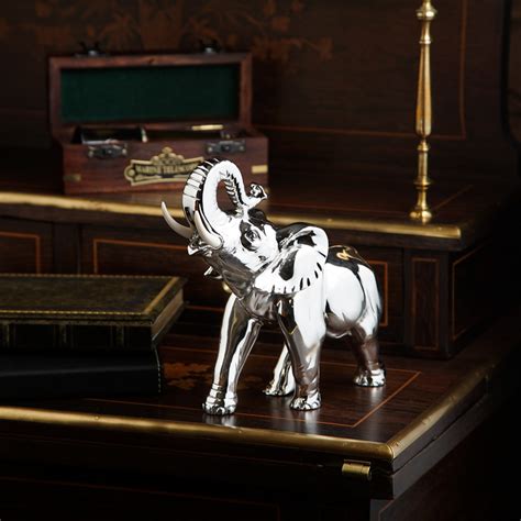 Купить статуэтку с посеребрением и мраморной крошкой "Elephant" от Arte ...
