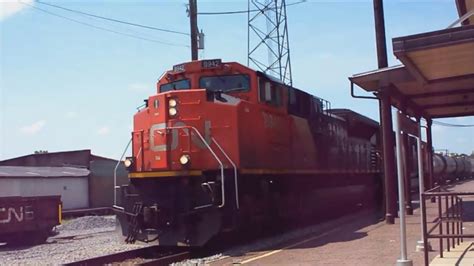 Northbound Cn Manifest Train Sd70m 2 Leader Great K5lla Action Greenwood Mississippi Youtube