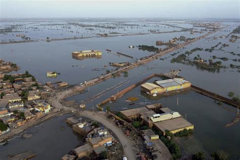 En fotos impactantes imágenes de las inundaciones en Paquistán un