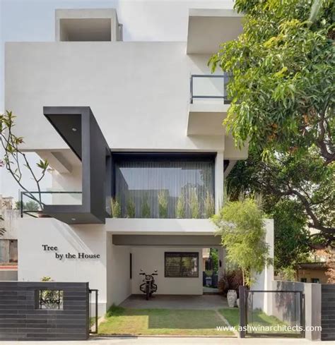 Tree By The House X Plot Residential Project By Ashwin Architects