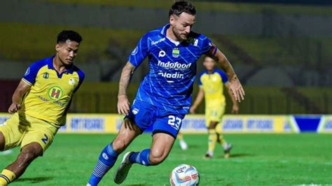 Salah Berikan Kartu Merah Ini Fakta Menarik Persib Bandung Ditahan