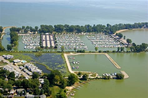 Bay Point Marina and Resort in Marblehead, Ohio, United States