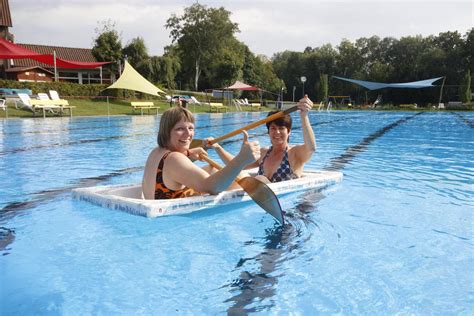 Badewannenrennen im Freibad Wiedenbrück Glocke