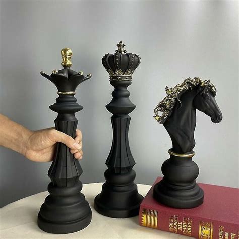 Statues Modern Statue Chessmen Desktop Decor White Queen Resin