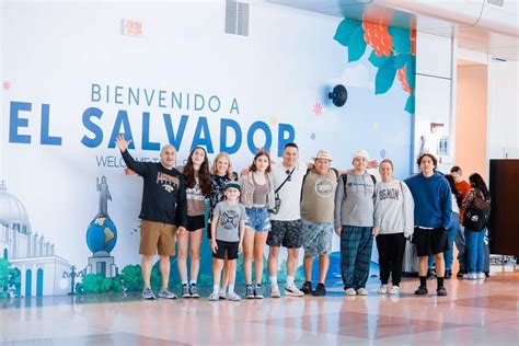 Prevén la llegada de 2 9 millones de visitantes a El Salvador para