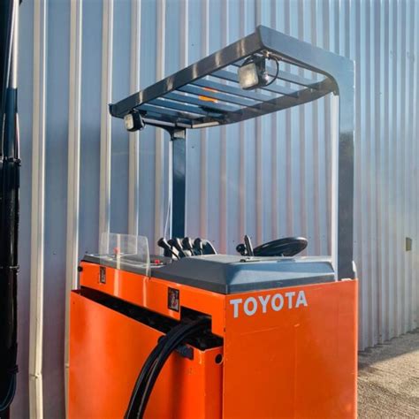 Toyota Fbre Used Reach Forklift Truck