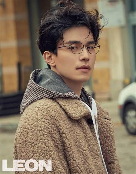 Lee Dong Wook In His 20s Vs In His 40s Rvindictaratecelebs