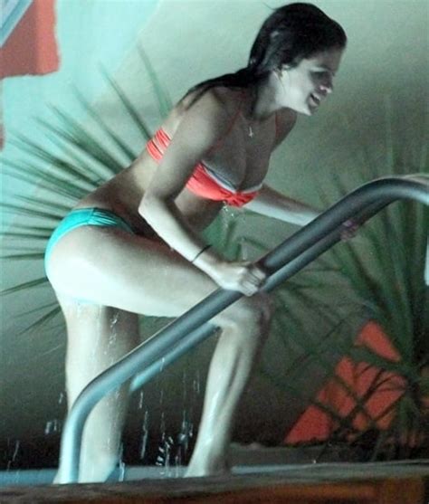 Selena Gomez In A Bikini Gets Disinfected