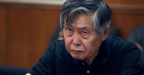 Alberto Fujimori es trasladado de emergencia a clínica Centenario por