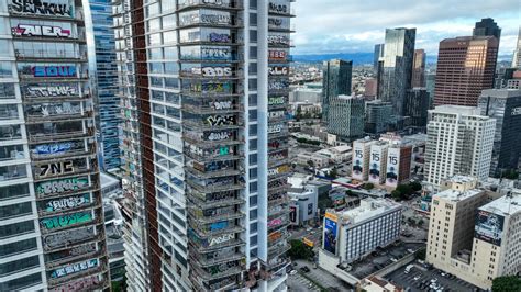 Column Vandalism Or Street Art What The Graffiti Tagged High Rises