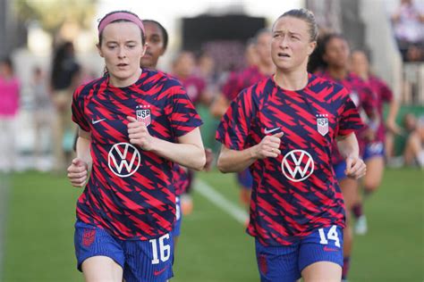 Uswnts Lavelle Sonnett Dunn And Davidson Talks To Sign With Gotham