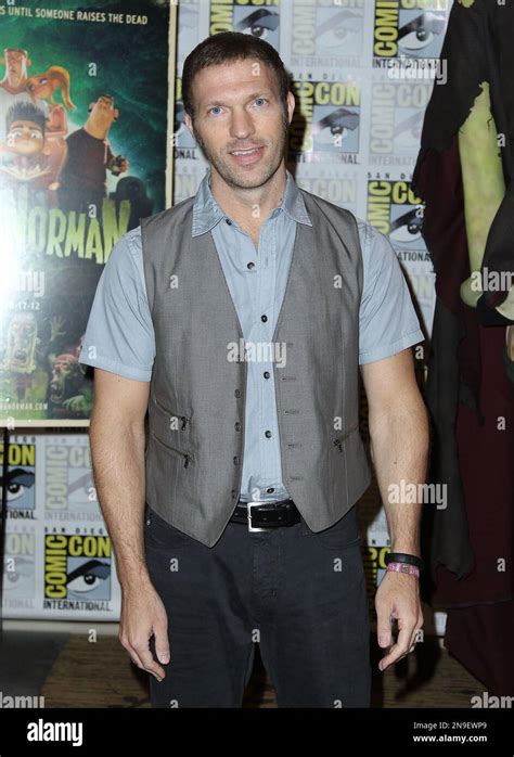 travis knight attends  paranorman press   comic