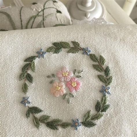 Pin De Bolis Cabrera Em Embroidery Inspira O De Bordado Arte