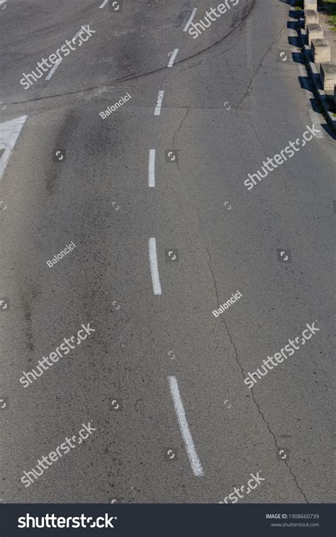 Broken White Lines Empty Road Sunny Stock Photo 1908660739 Shutterstock