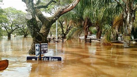 M S De Evacuados Por Inundaciones En Paraguay Argentina