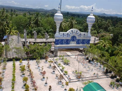 Bumi Nusantara Masjid Tiban Turen