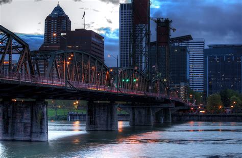 Thom Zehrfeld Photography Portland Night Views