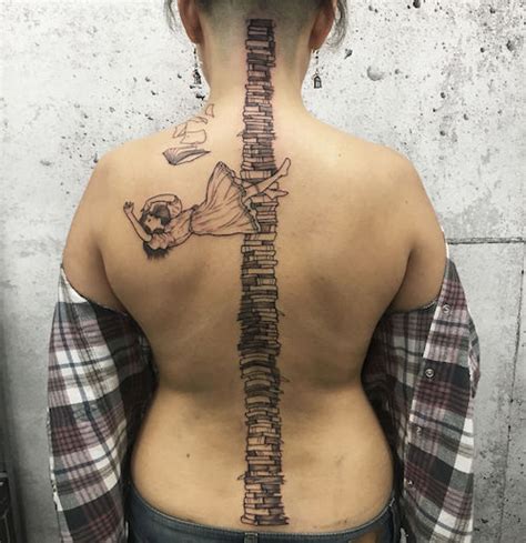 Lbumes Foto Tatuajes En La Espalda Baja Hombres Cena Hermosa