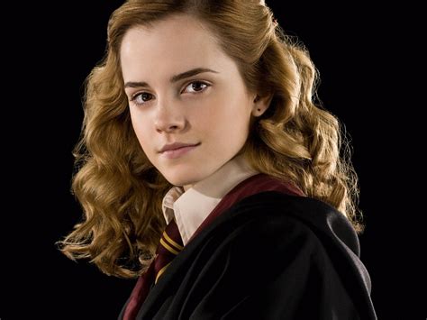 Hermione Granger Wallpaper Hermione Granger Wallpaper 24489407 Fanpop