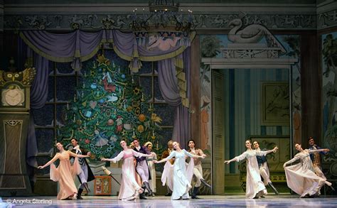 Stowell Sendak Nutcracker At Pnb Pnb Dancers In Nutcracker Flickr