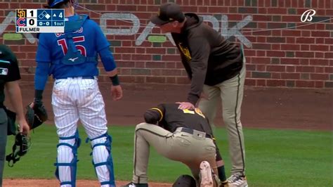 Padres Austin Nola Hit In Face By Pitch And Leaves Spring Training Game Vs Cubs Youtube