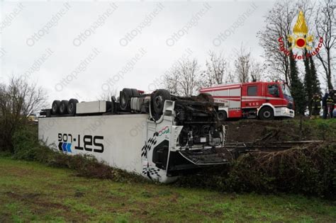 Foto Incidente Sul Raccordo Avellino Salerno Ecco Le Foto