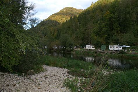 Kieselstein Wasser Arthur Goumois Camping Aufsatz Ein Picknick Haben