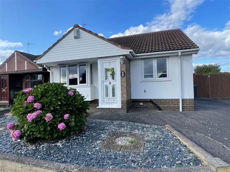 2 Bed Detached Bungalow For Sale In Blyton Road Lincoln Ln6 £200 000