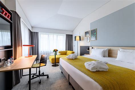 HOLIDAY INN HASSELT, AN IHG HOTEL $122 ($̶1̶4̶5̶) - Updated 2023 Prices & Reviews - Belgium