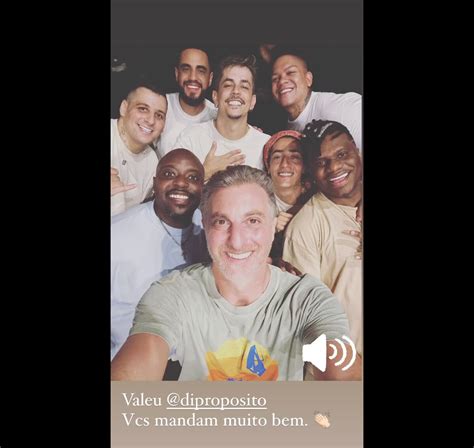 Foto Luciano Huck Foi S Elogios Para O Grupo De Pagode Que Tocou No