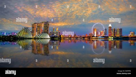 Singapore Skyline Panorama Stock Photo - Alamy