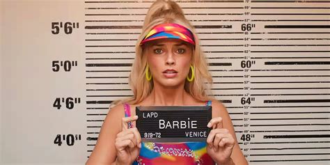 Margot Robbie & Her Co-Stars Excitedly React To Their Barbie Dolls In ...