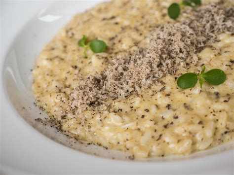 Risotto Al Tartufo Nero Estivo Macinato T C S R L Tartufi Acqualagna