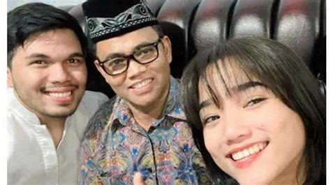 Haji Faisal Beri Restu Thariq Halilintar Dan Fuji Nikah Muda Tribun