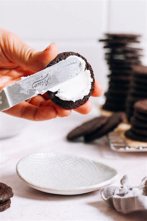 Homemade Gluten-Free Oreos (Vegan) - Minimalist Baker Recipes