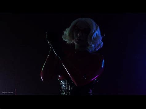 Sexual Blonde Girl Doing ASMR Sounding In The Smoke XNXX