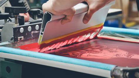 Serigrafia Em Maceio - Guia para iniciantes: Como começar a criar serigrafias | P55.ART