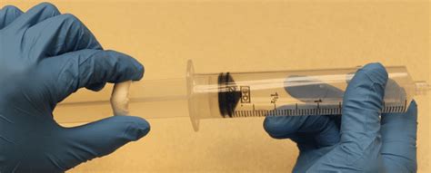 Evaluation Of Syringes Used For Compounding Hazardous Drugs And The