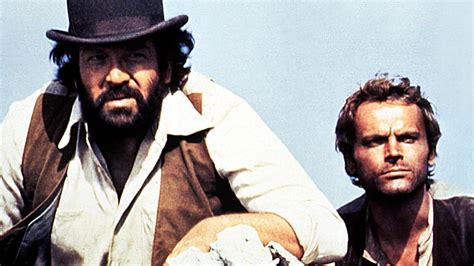 Broers Bud Spencer En Terrence Hill Doen Hun Vader Een Plechtige