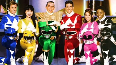 Power Rangers especial na Netflix homenageou atores mortos Mix de Séries