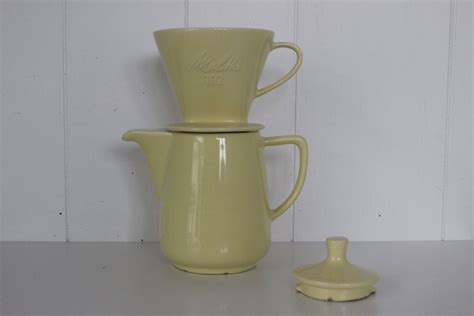 Cafeti Re Melitta Et Son Porte Filtre Jaune Ann Es Vintage