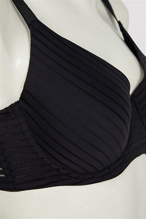 Marvel Nude Colors Toparlay C Siyah S Tyen Plqzkqvg Sk Bk Siyah Penti