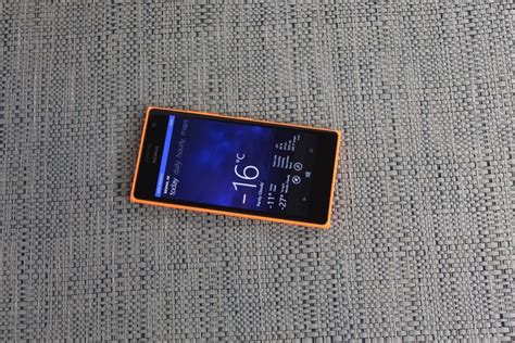 Nokia Lumia Review