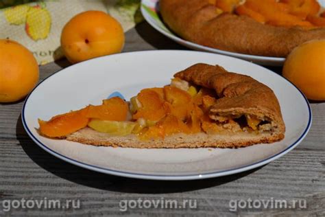 Ржаная галета с абрикосами и яблоками (без яиц). Рецепт с фото