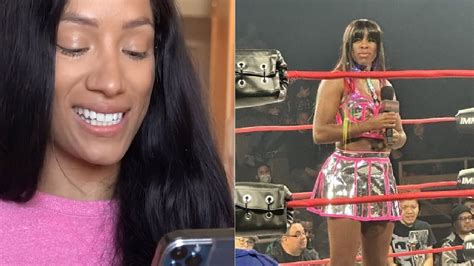 Mercedes Moné Sasha Banks Sends Three Word Message To Trinity Fatu