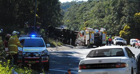 Update Two Men Including A 100 Year Old Transported To Shoalhaven