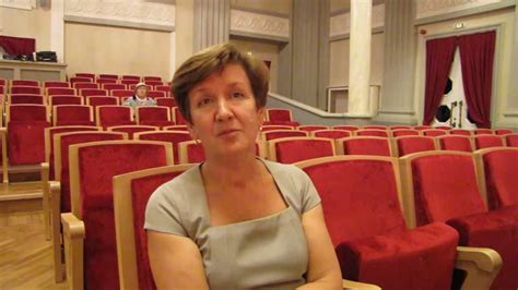 Елена Коршунова, мэр г. Силламяэ - YouTube